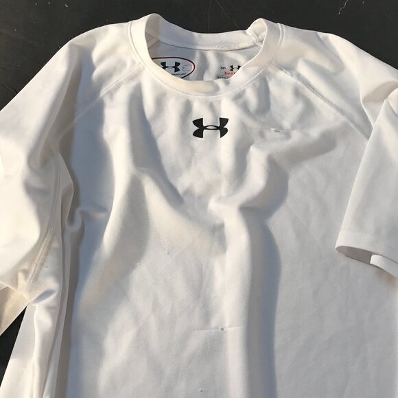UNDER ARMOUR Short Sleeve White Athletic Workout Shirt - Picture 1 of 8